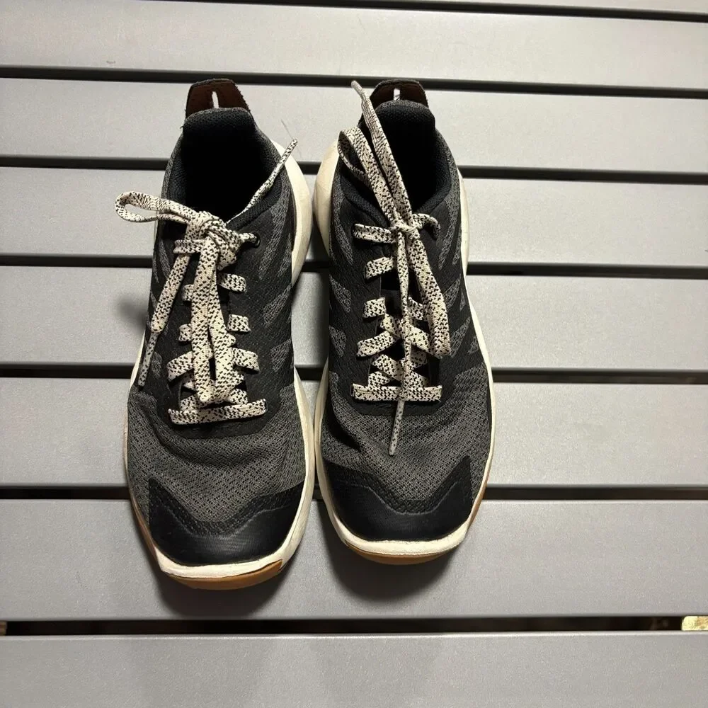 Salomon these shoes